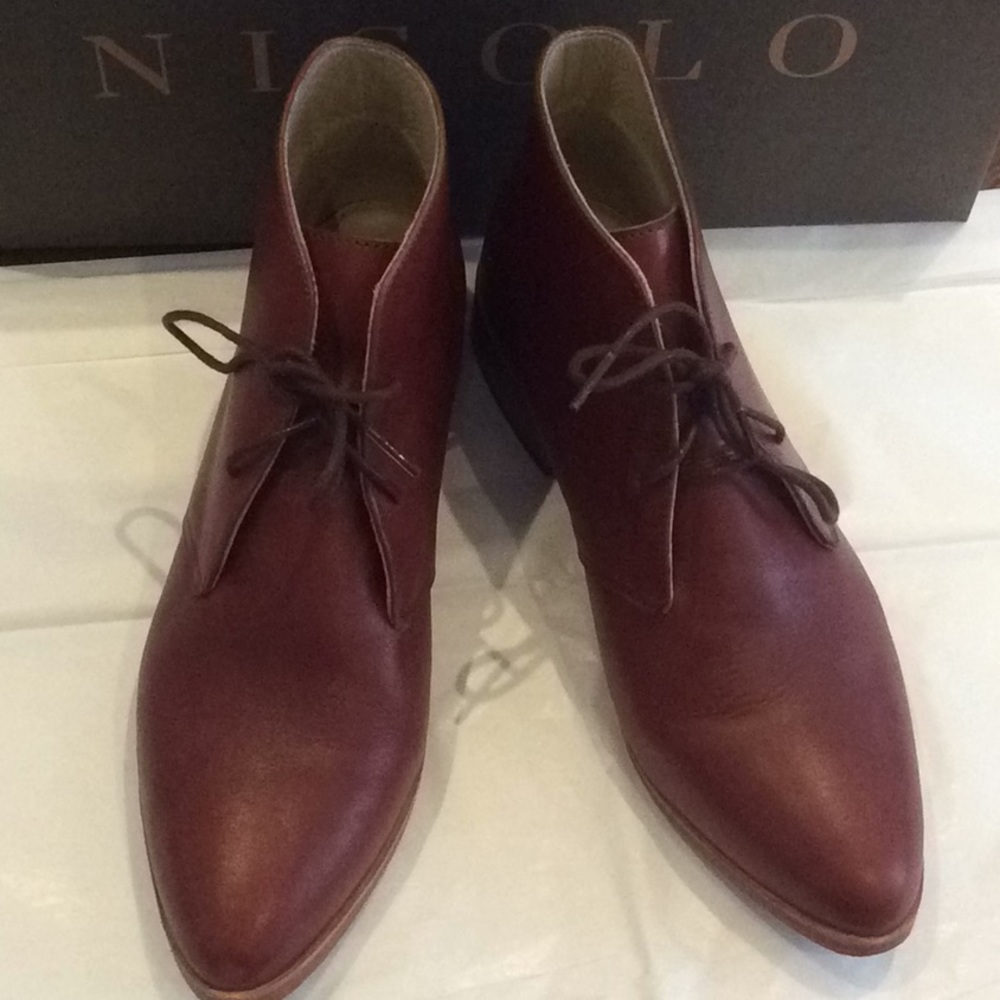 Nisolo Isa Boot